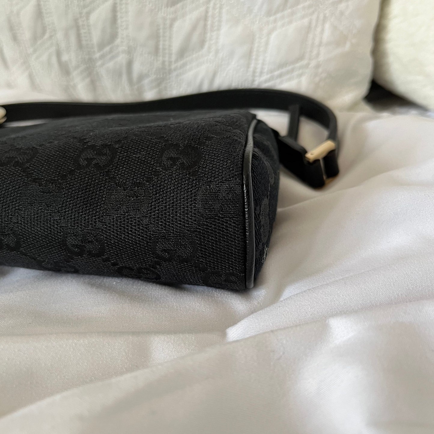 Gucci Abbey Double GG Pochette