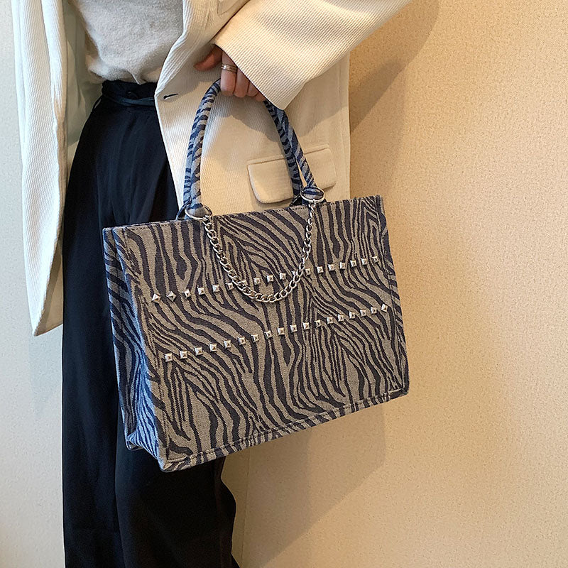 ADORN Tote